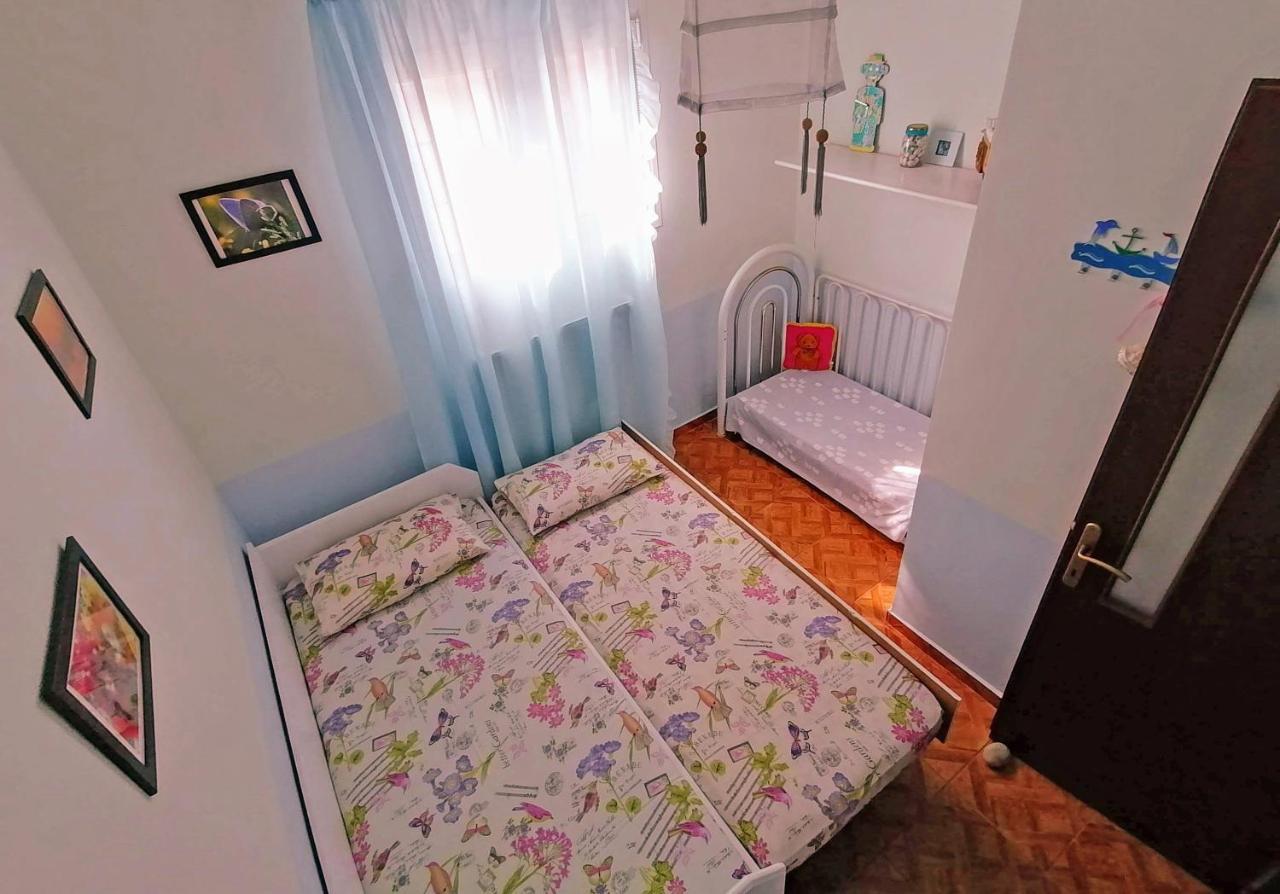 Vanna'S Holiday House Jeriszósz Kültér fotó