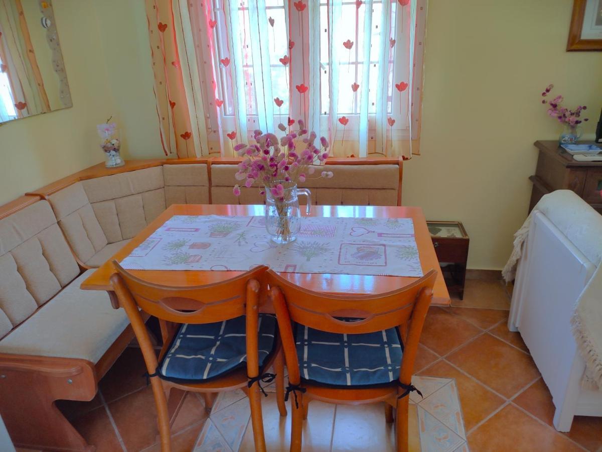 Vanna'S Holiday House Jeriszósz Kültér fotó